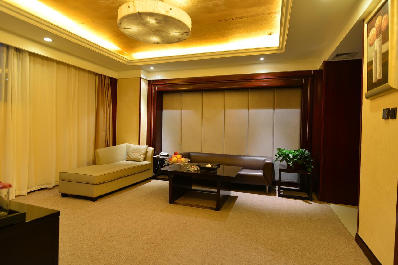 San Want Hotel Синин Экстерьер фото